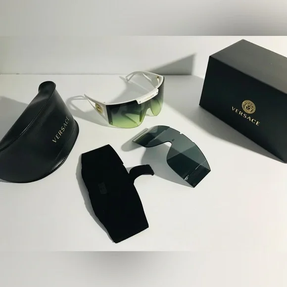 New Versace Clear Shield Ladies Sunglasses VE4393 401/1W 46 - Picture 16 of 16